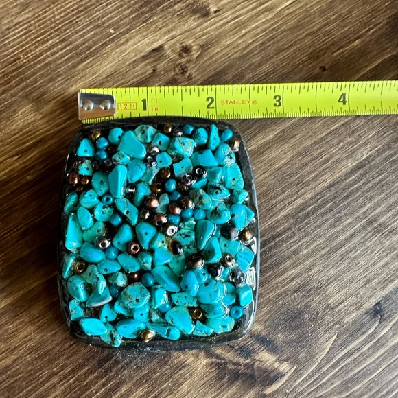 Turquoise bead belt buckle - Picture 3 of 5